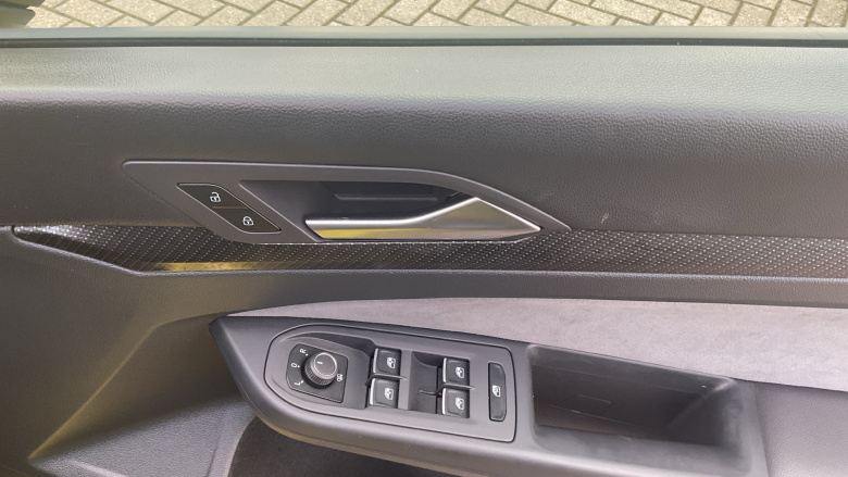 Volkswagen Golf 1.5 eTSI 150 R-Line 5dr DSG Petrol Hatchback